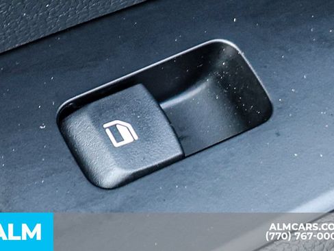 Used 2025 Kia Soul LX w/ LX Technology Package FWD image 48