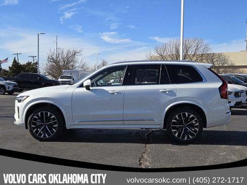 Used 2026 Volvo XC90 B6 Plus AWD/4WD image 3