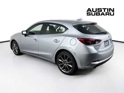 Used 2018 MAZDA MAZDA3 Grand Touring FWD image 5