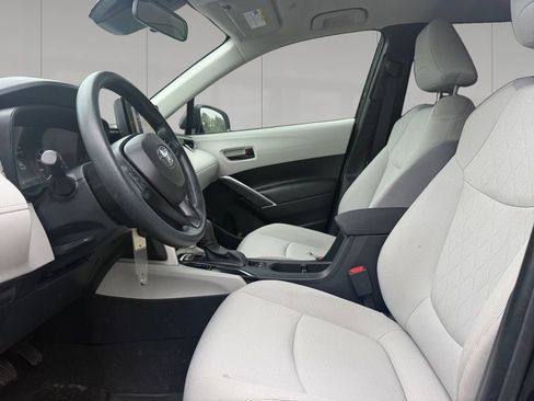 Used 2023 Toyota Corolla Cross L AWD/4WD image 10