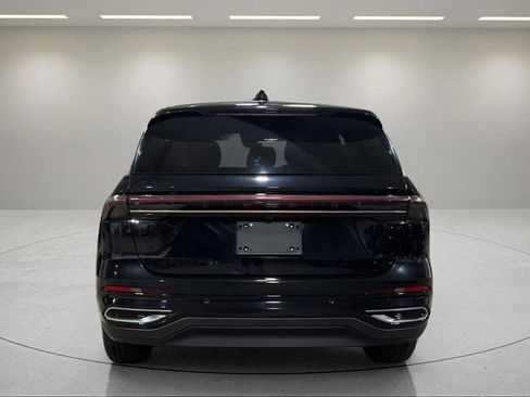 Certified 2025 Lincoln Nautilus Premier w/ Equipment Group 102A AWD/4WD image 4