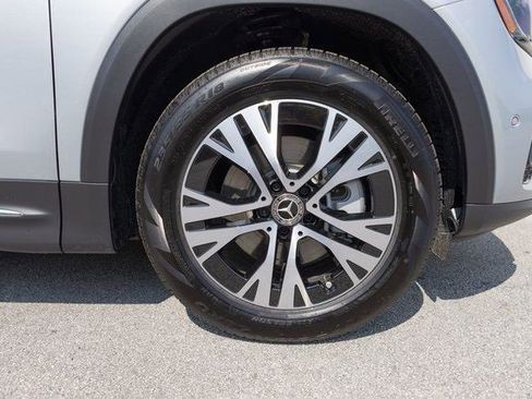 Certified 2025 Mercedes-Benz GLB 250 image 12