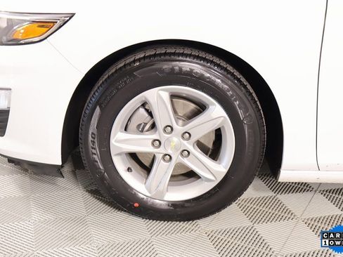 Used 2024 Chevrolet Malibu LS w/ Driver Confidence Package image 16