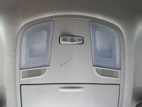 Used 2023 Hyundai Kona SE w/ Cargo Package FWD image 33