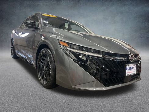 New 2026 Nissan Sentra SR image 7