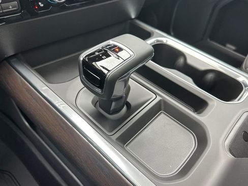 New 2026 GMC Sierra 1500 SLT w/ SLT Premium Plus Package image 18