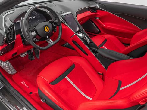 Certified 2024 Ferrari Roma image 32