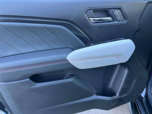 New 2026 GMC Canyon AT4X image 18