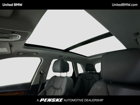 Used 2023 Audi Q5 2.0T Prestige w/ Prestige Package image 12