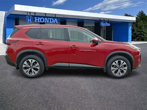 Used 2023 Nissan Rogue SV image 25