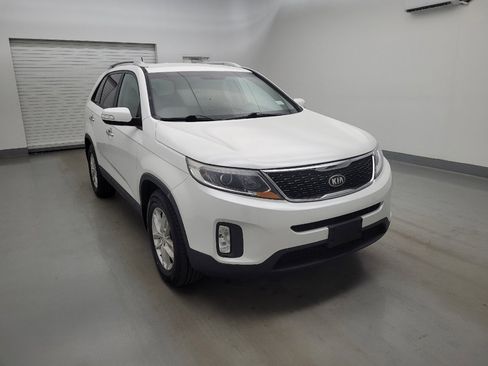 Used 2015 Kia Sorento LX FWD image 13