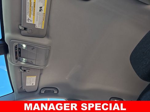 Used 2022 Chevrolet Equinox LT image 30