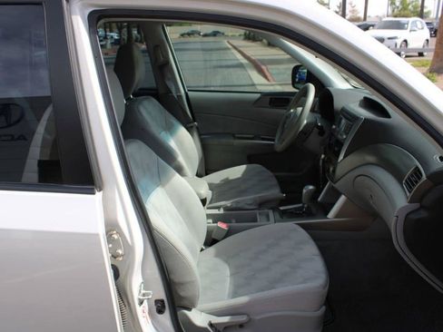 Used 2010 Subaru Forester 2.5X AWD/4WD image 14