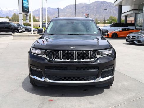 Used 2021 Jeep Grand Cherokee L Limited AWD/4WD image 9