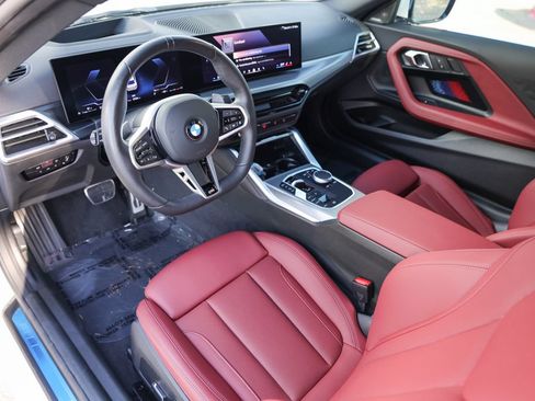 Used 2025 BMW 230i Coupe w/ M Sport Package RWD image 13