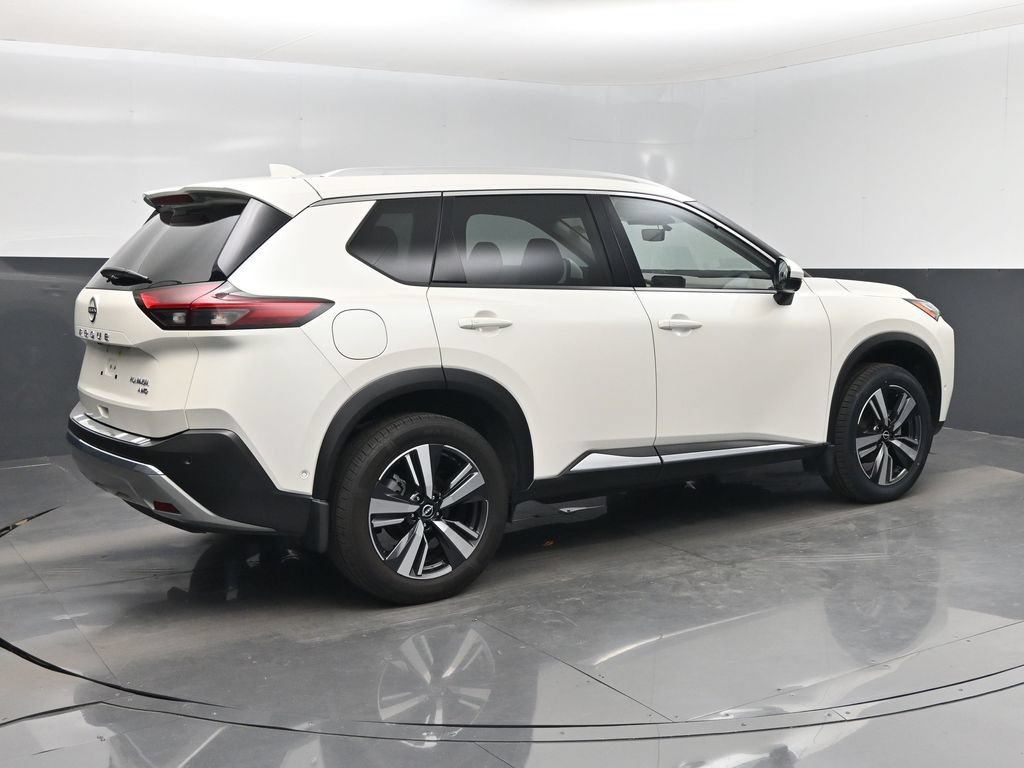 Used 2023 Nissan Rogue Platinum w/ Platinum Premium Package AWD/4WD image 3