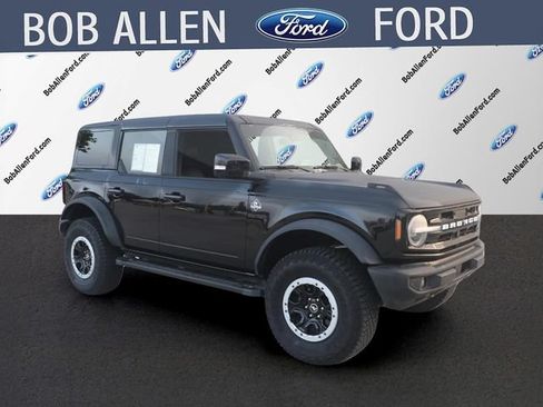 Used 2024 Ford Bronco Outer Banks w/ Sasquatch Package AWD/4WD image 2