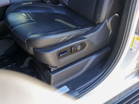 Used 2021 Chevrolet Silverado 2500 High Country w/ Z71 Off-Road Package image 11