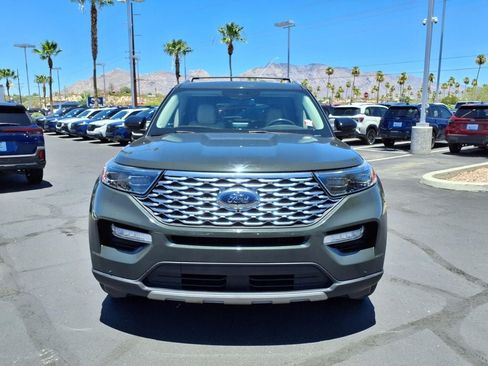 Used 2022 Ford Explorer Platinum w/ Equipment Group 601A AWD/4WD image 8