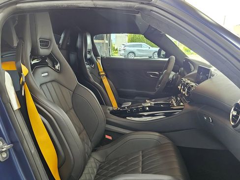 Used 2020 Mercedes-Benz AMG GT R image 33