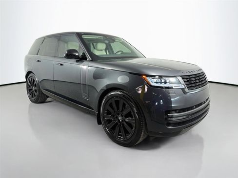 Certified 2025 Land Rover Range Rover Autobiography AWD/4WD image 3