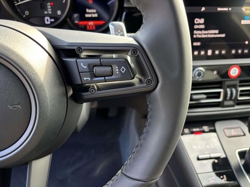 New 2026 Porsche Macan image 28