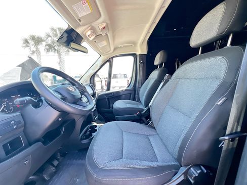Used 2023 RAM ProMaster 2500 image 14