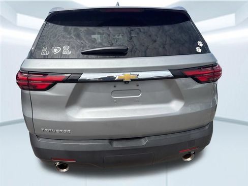Used 2023 Chevrolet Traverse LS FWD image 6