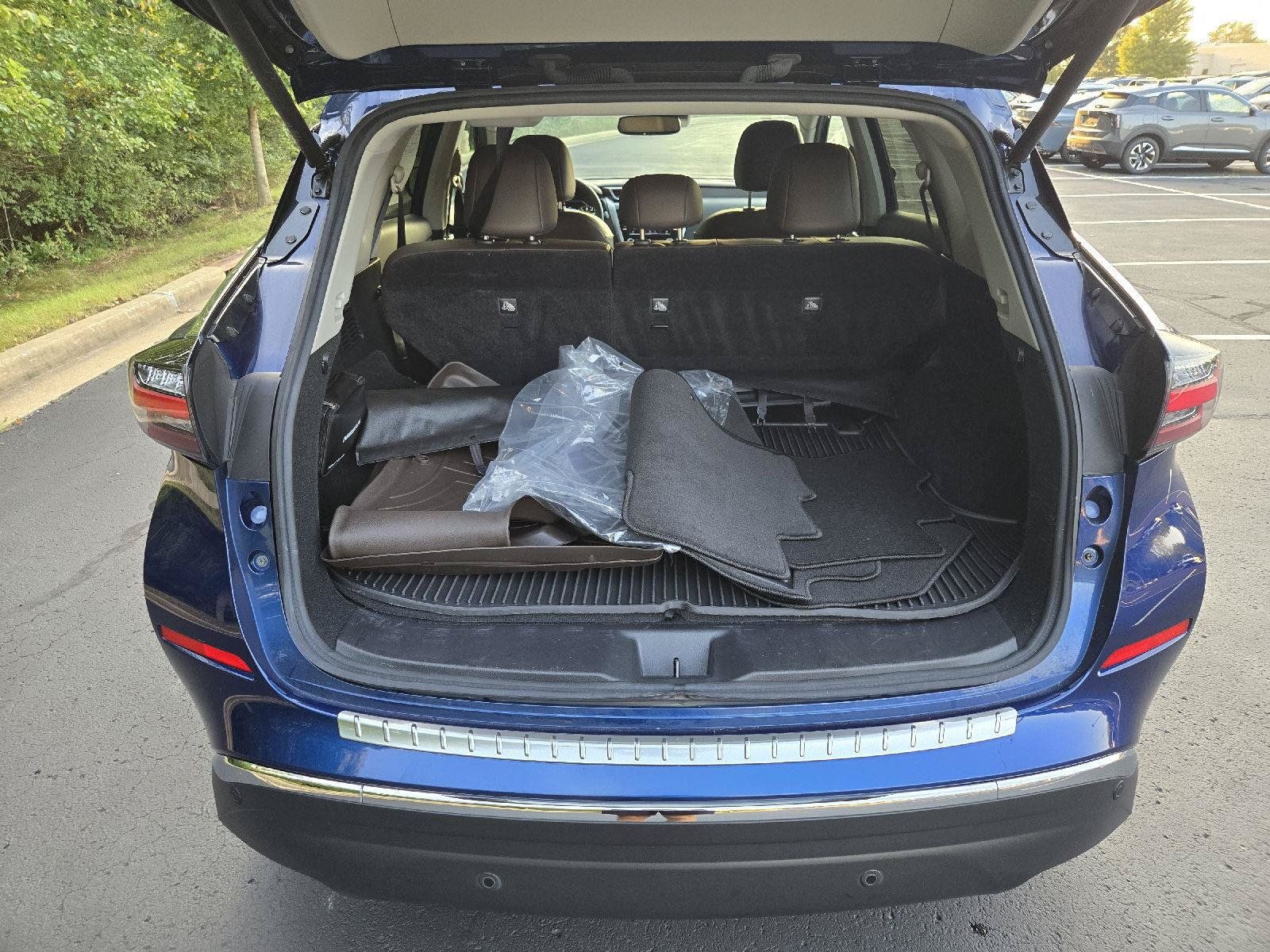 Used 2021 Nissan Murano Platinum w/ Cargo Package AWD/4WD image 9