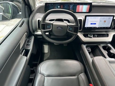 Certified 2025 Ford Expedition Active RWD image 11