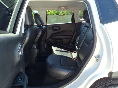 Used 2019 Jeep Compass High Altitude AWD/4WD image 32
