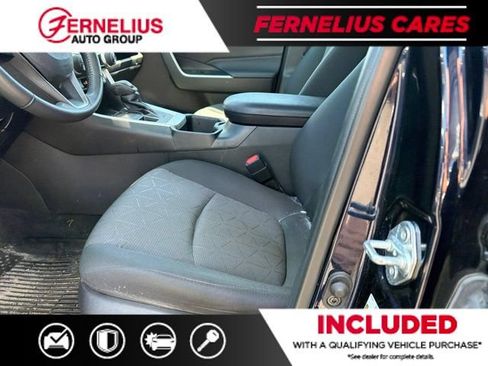 Used 2023 Toyota RAV4 XLE w/ Convenience Package AWD/4WD image 9
