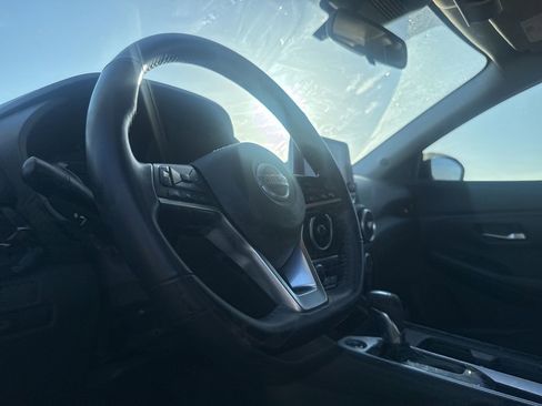 Certified 2023 Nissan Sentra SV w/ Trunk Package FWD image 31