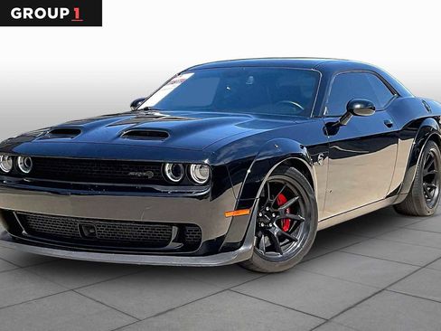 Used 2023 Dodge Challenger SRT Hellcat RWD image 1