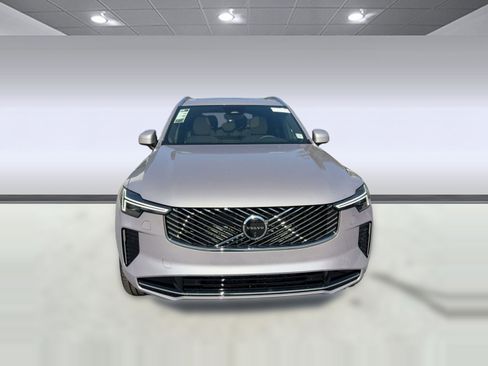 New 2026 Volvo XC90 B6 Plus w/ Protection Package Premier image 6