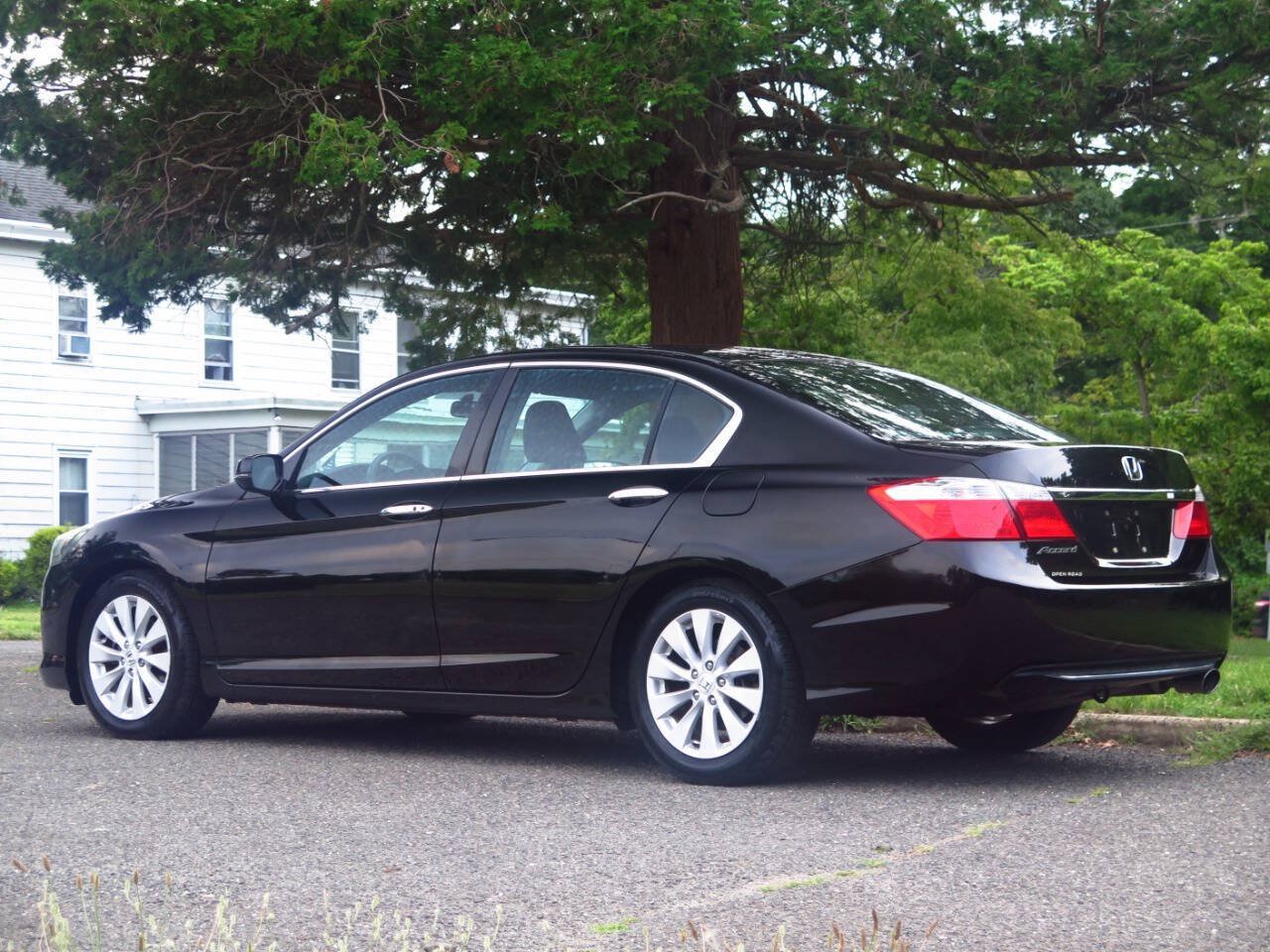 Used 2015 Honda Accord EX image 3