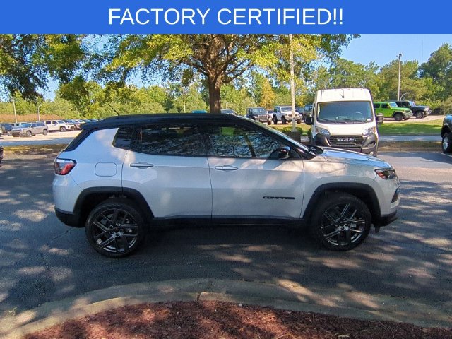 Certified 2026 Jeep Compass Limited AWD/4WD image 6