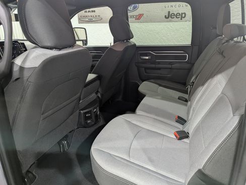 Used 2024 RAM 2500 Big Horn w/ Safety Group image 13