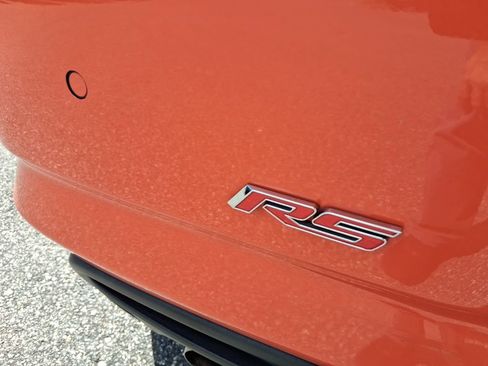 Used 2019 Chevrolet Camaro LT RWD image 12