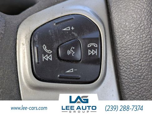 Used 2013 Ford Fiesta SE image 18