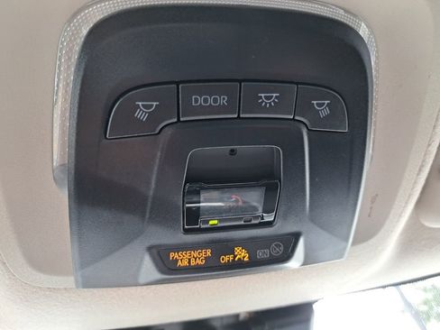 Used 2024 Toyota Corolla LE FWD image 17
