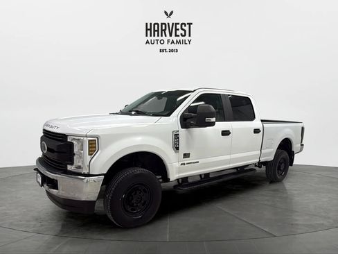 Used 2018 Ford F250 XL w/ Power Equipment Group AWD/4WD image 1