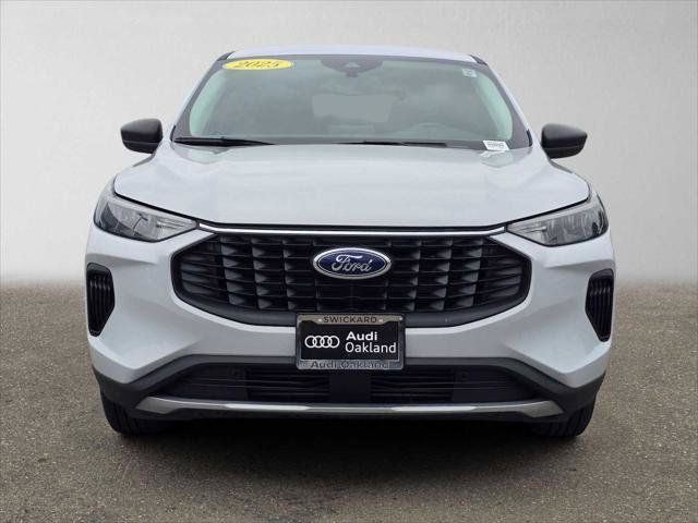 Used 2025 Ford Escape Active AWD/4WD image 8