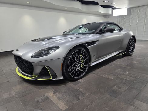Used 2023 Aston Martin DBS Superleggera Volante RWD image 24