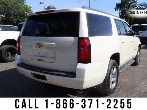 Used 2015 Chevrolet Suburban LT w/ Luxury Package RWD image 5