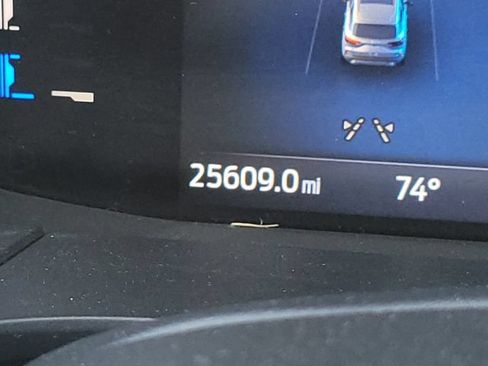 Certified 2024 Ford Escape ST-Line AWD/4WD image 17
