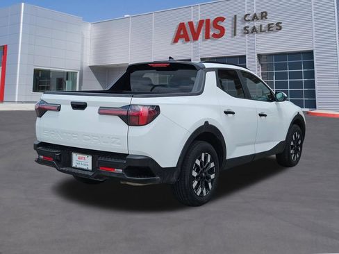 Used 2025 Hyundai Santa Cruz SEL FWD image 6