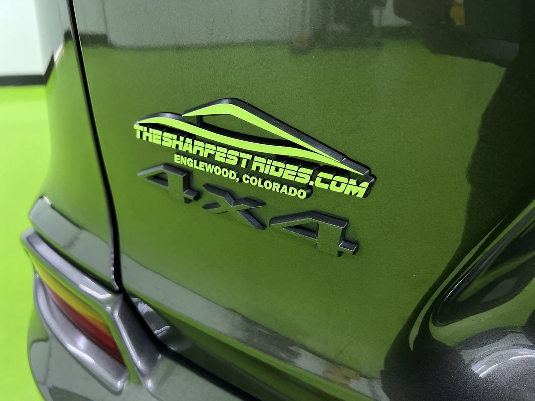 Used 2019 Jeep Cherokee High Altitude AWD/4WD image 12