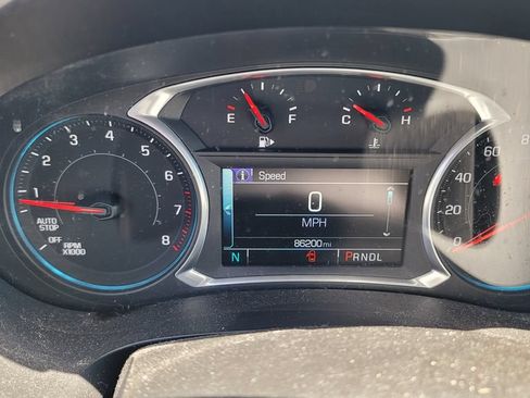 Used 2018 Chevrolet Malibu LT FWD image 9