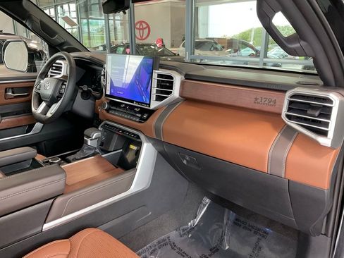 Used 2022 Toyota Tundra 1794 Edition w/ Advanced Package AWD/4WD image 17
